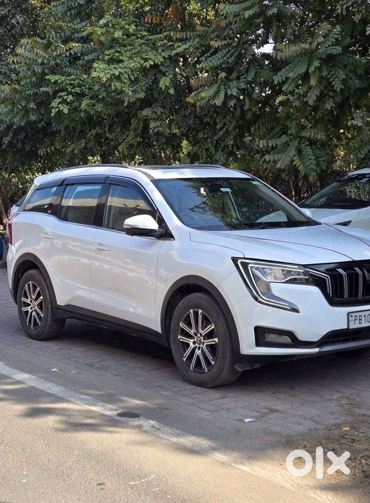 Mahindra Xuv700 2.2 Ax 7 Diesel At Luxury Pack Str, 2022, Diesel