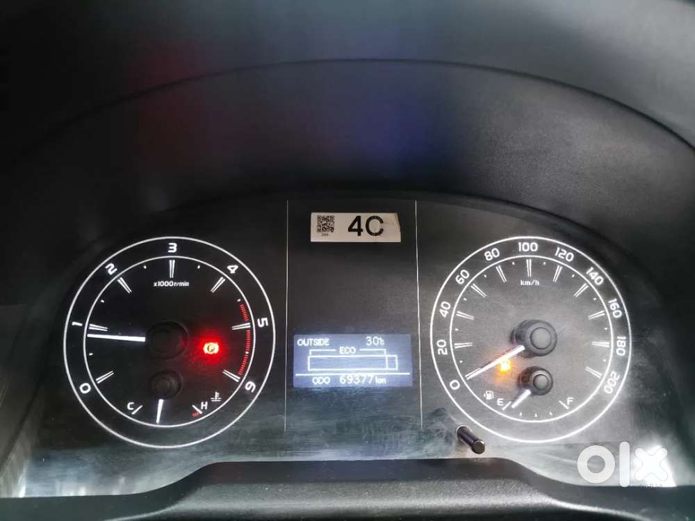 Toyota Innova Crysta [2020-ongoing] 2.4 Gx 8 Str, 2018, Diesel
