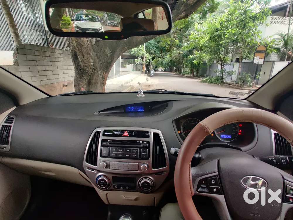 Hyundai I20 2012 Petrol Automatic, Sportz Variant