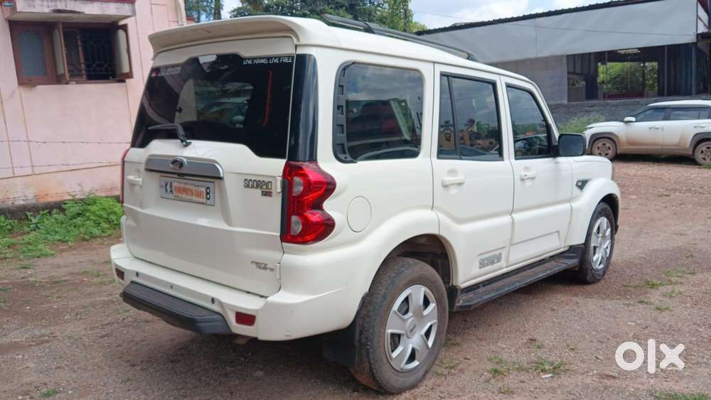 Mahindra Scorpio