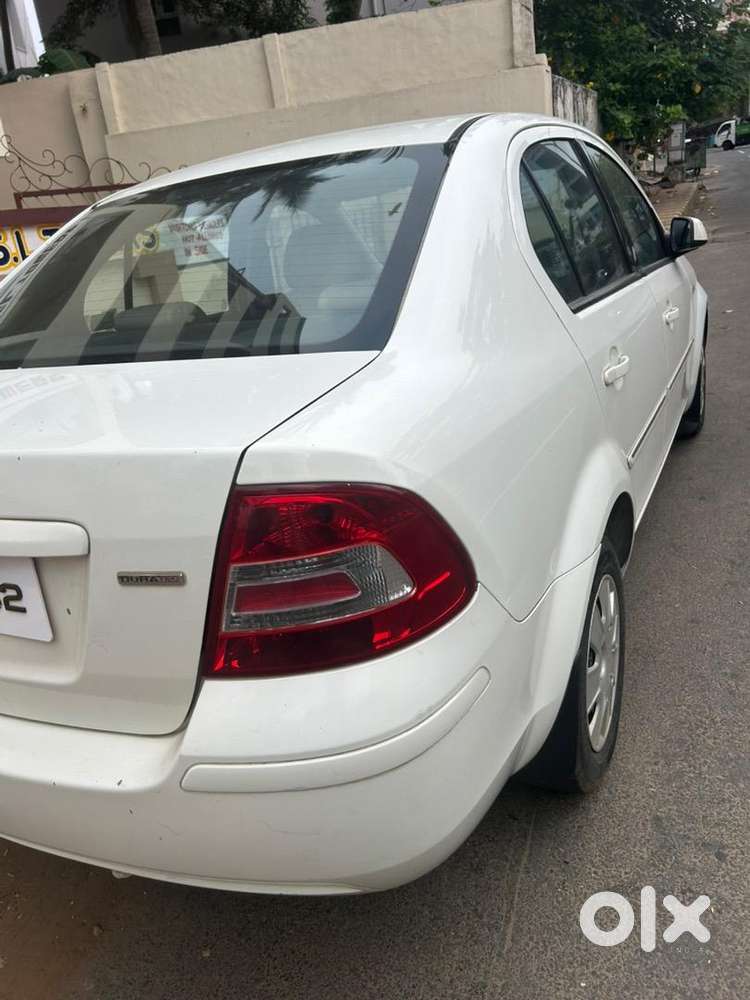 Ford Fiesta 2012 Petrol 67000 Km Driven