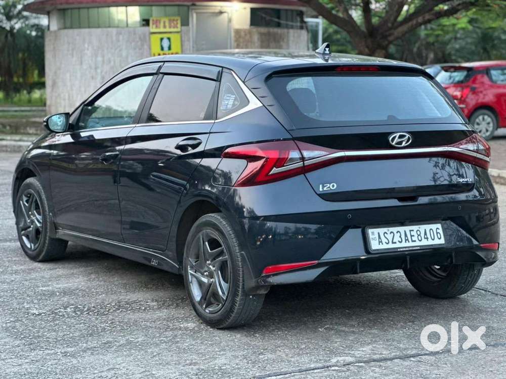 Hyundai I20 Sportz 2022 Petrol  16,000 Km  Like New Condition