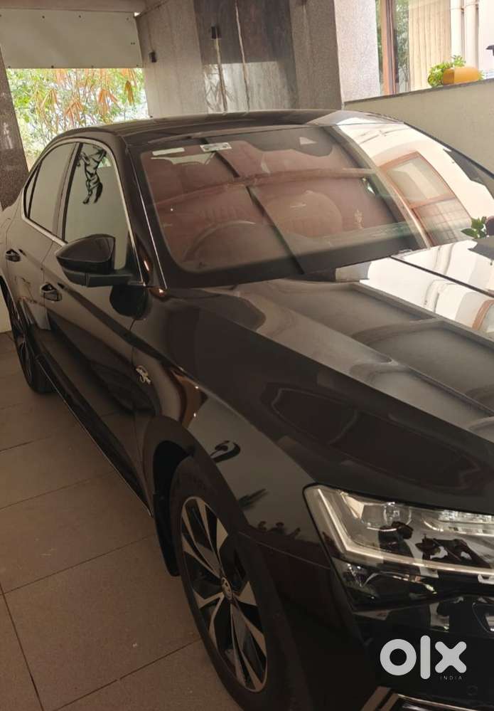 Skoda Superb 2.0 Tsi At L&k, 2025, Petrol
