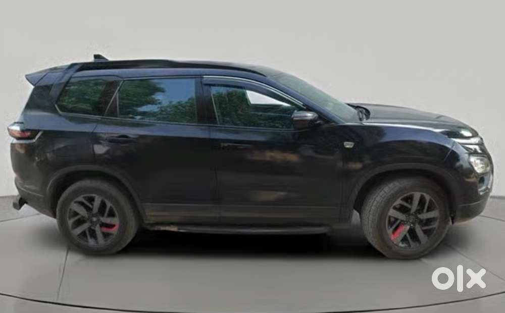 2022 Tata Safari Diesel - New Tyres