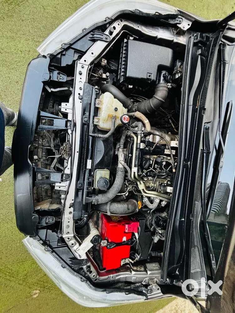 Toyota Innova Crysta 2.4 Vx Manual 8 Seater 2018