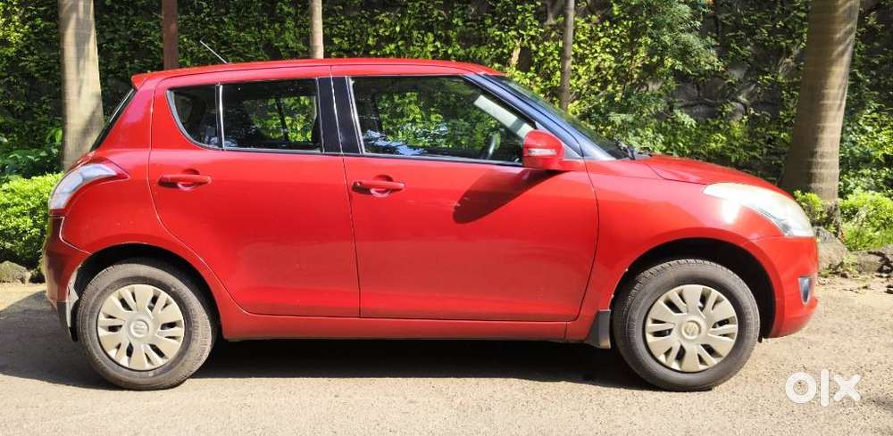 Maruti Suzuki Swift Vxi Optional, 2013, Petrol