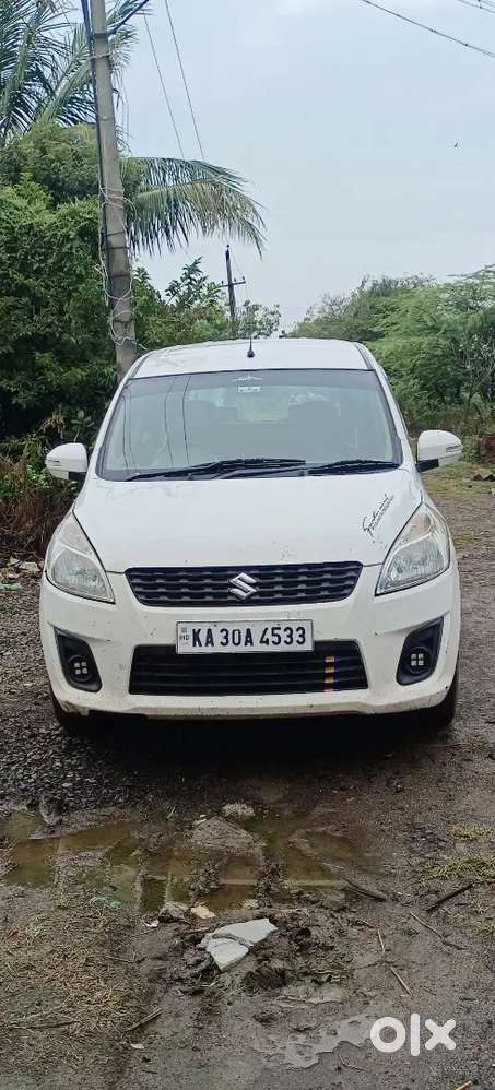 Maruti Suzuki Ertiga 2015 Diesel 290000 Km Driven