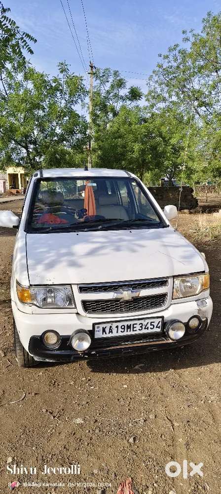 Chevrolet Tavera 2014 Diesel 225000 Km Driven