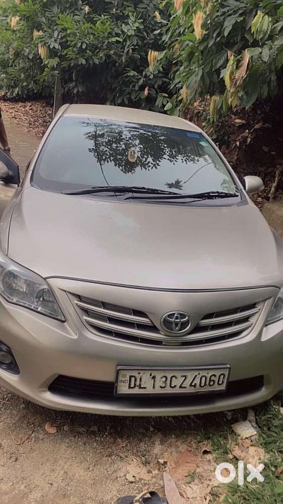 Toyota Corolla Altis 2012 Petrol Well Maintained