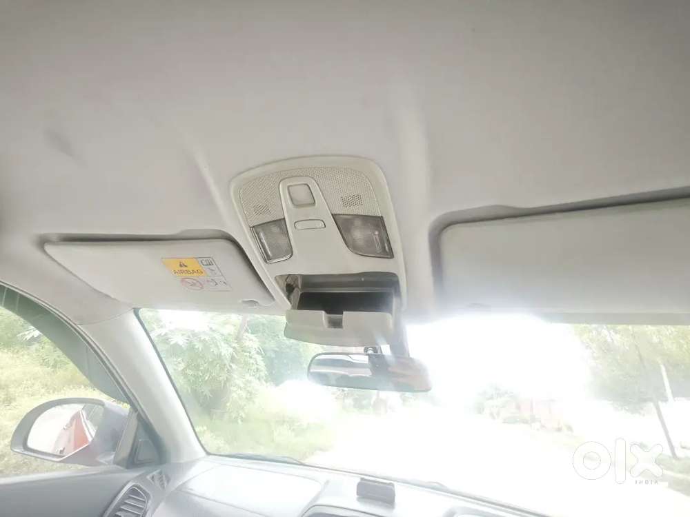 Maruti Suzuki Vitara Brezza 2016 Dual Tone