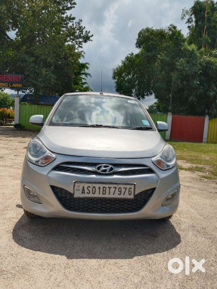 Hyundai I10 Sportz, 2015, Petrol