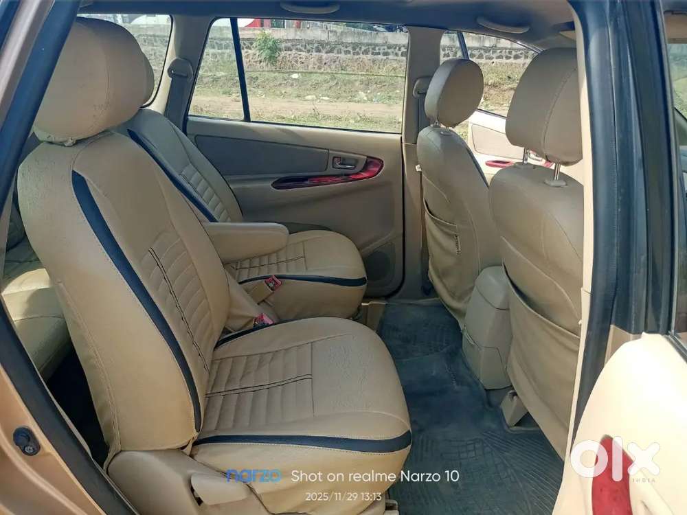 Family Used Innova With Gunine Reading