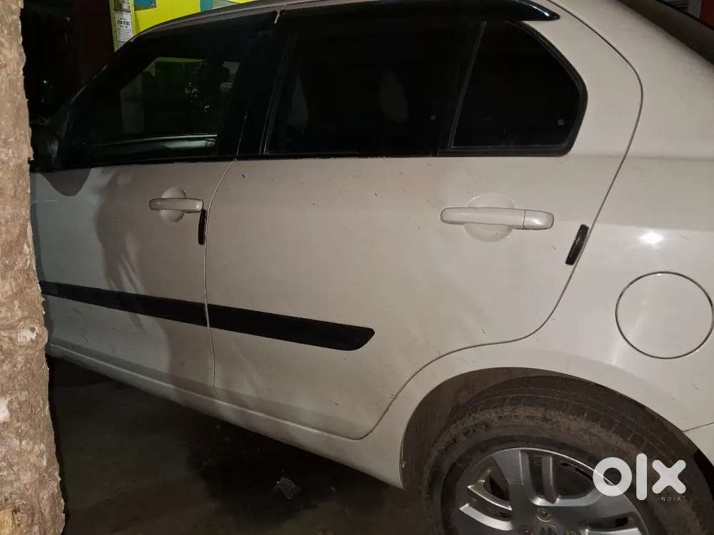 Maruti Suzuki Dzire Zxi 2013 Car