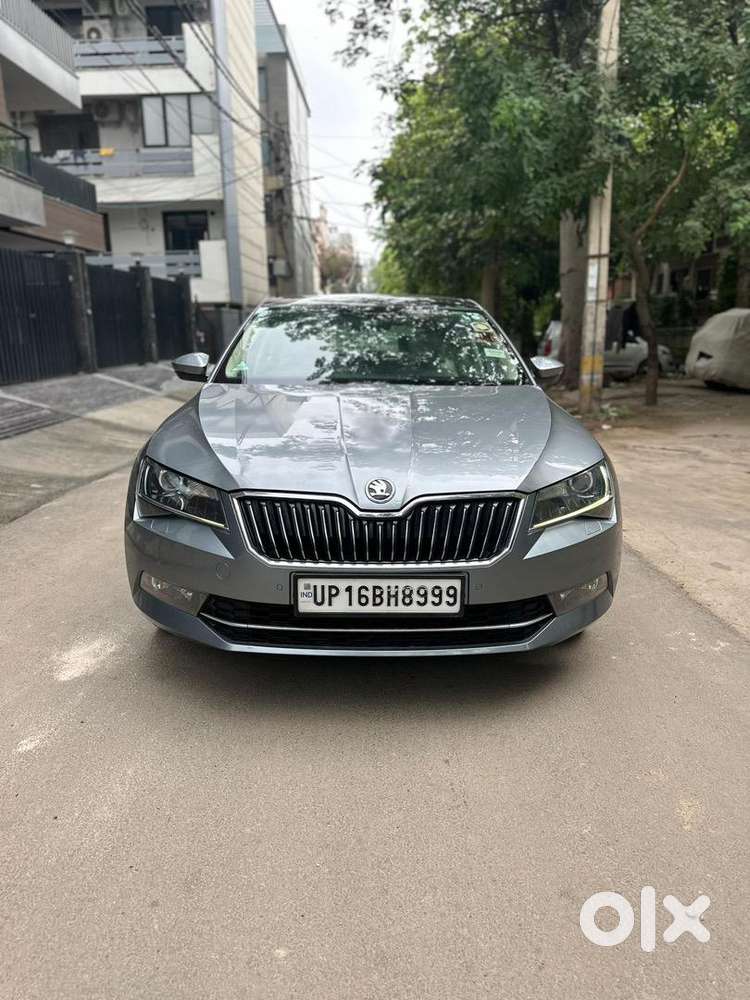 Skoda Superb 2016 Diesel 65000 Km Driven