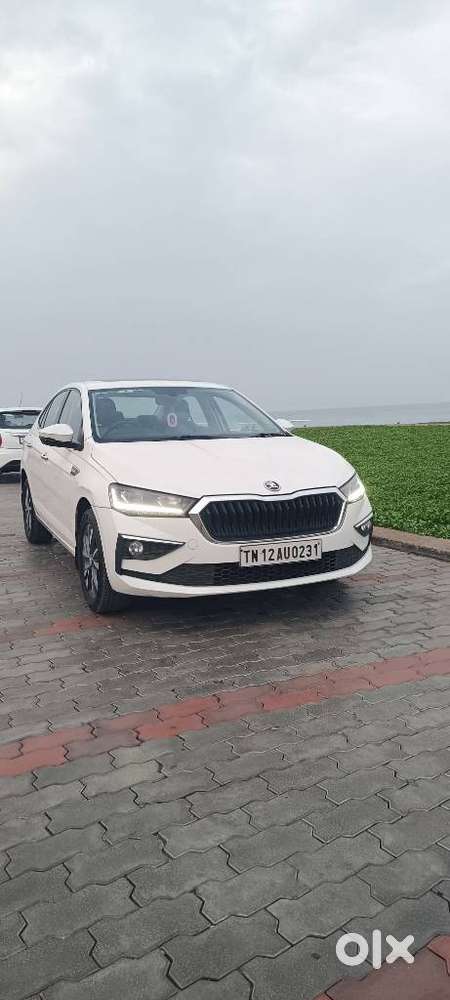 Skoda Slavia Style 1.0l Tsi Mt, 2022, Petrol