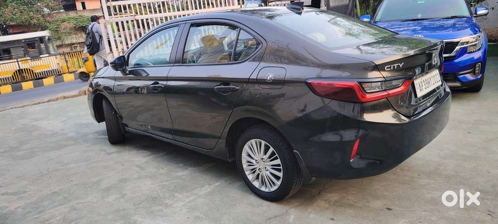 Honda City 1.5 V 5th Gen I-vtec Mt, 2021, Petrol