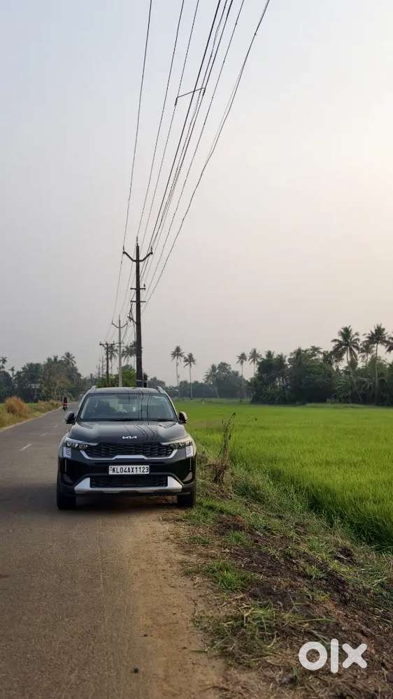 Kia Sonet 2025 Petrol 5500 Km Driven