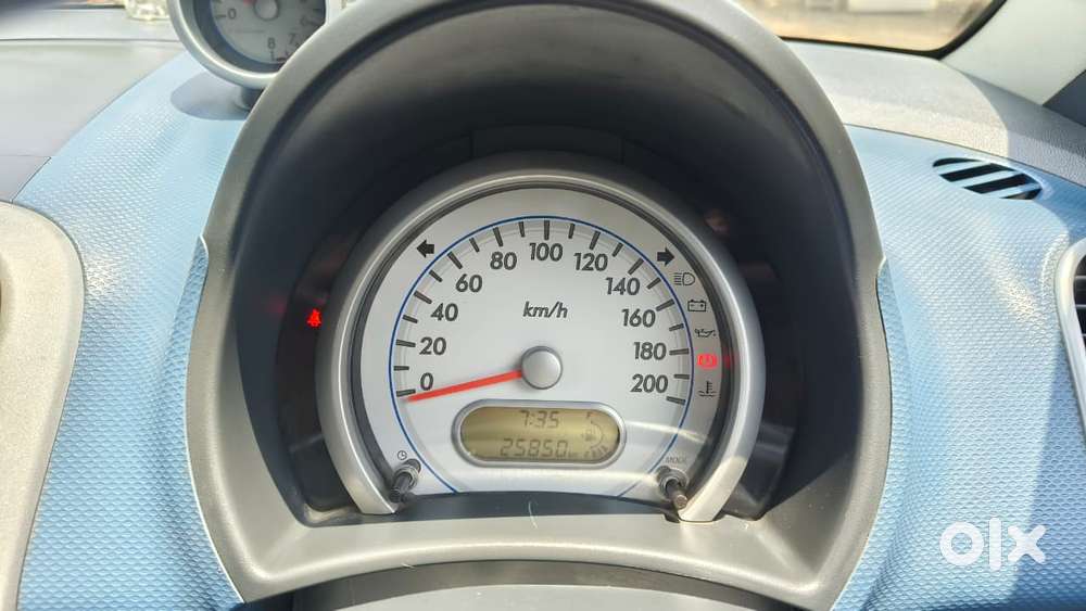 Maruti Suzuki Ritz Zxi, 2012, Petrol