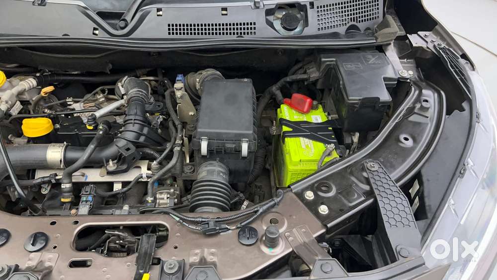 Nissan Magnite 1.0 Xv Turbo Cvt, 2021, Petrol