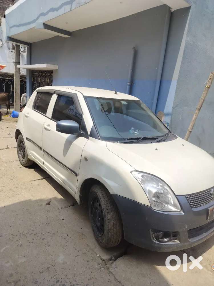 Maruti Suzuki Swift 1.2 2012