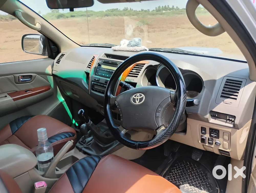 Toyota Fortuner 2010 Desember