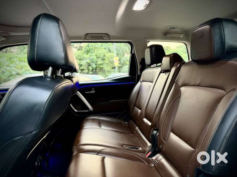 Mahindra Scorpio N Z8 Petrol Mt 7 Str, 2023, Petrol