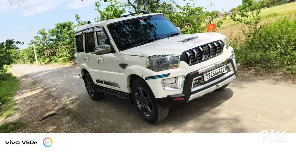 Mahindra Scorpio 2015