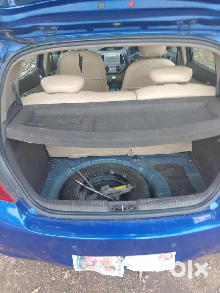 Hyundai I20 Sportz Petrol 2011