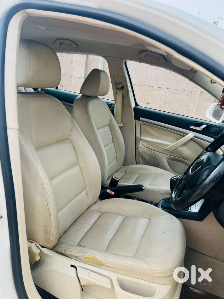 Skoda Laura Tsi Ambition At, 2012, Petrol