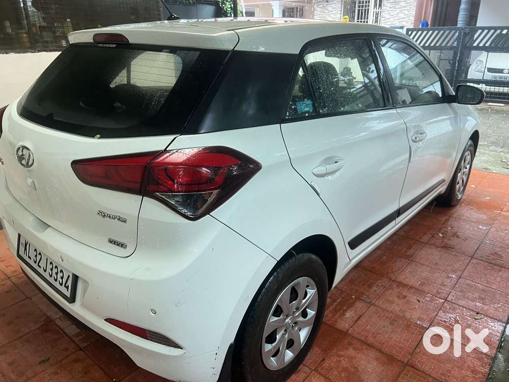 Hyundai New I20 1.2 Sportz Mt, 2015, Petrol