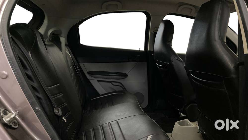 Tata Tiago 1.2 Revotron Xt, 2017, Petrol