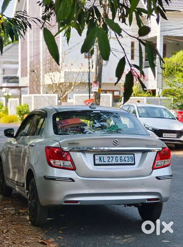 Maruti Suzuki Dzire 2017 Petrol 86000 Km Driven