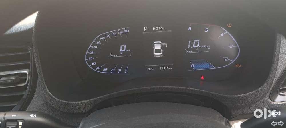 Hyundai Fluidic Verna, 2021, Diesel
