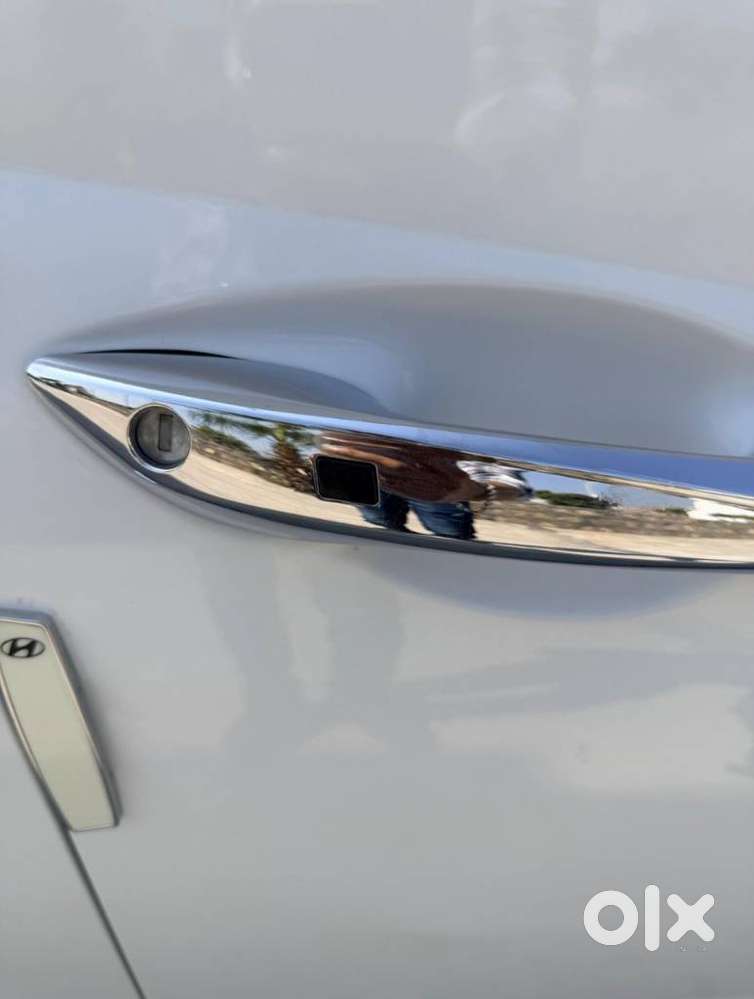 Hyundai Elite I20 1.2 Asta (o) Cvt, 2023, Petrol