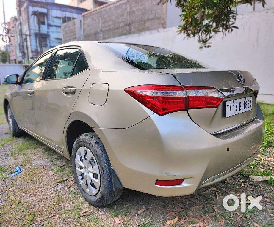 Toyota Corolla Altis J, 2015, Petrol