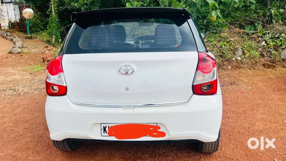 Toyota Etios Liva 2015