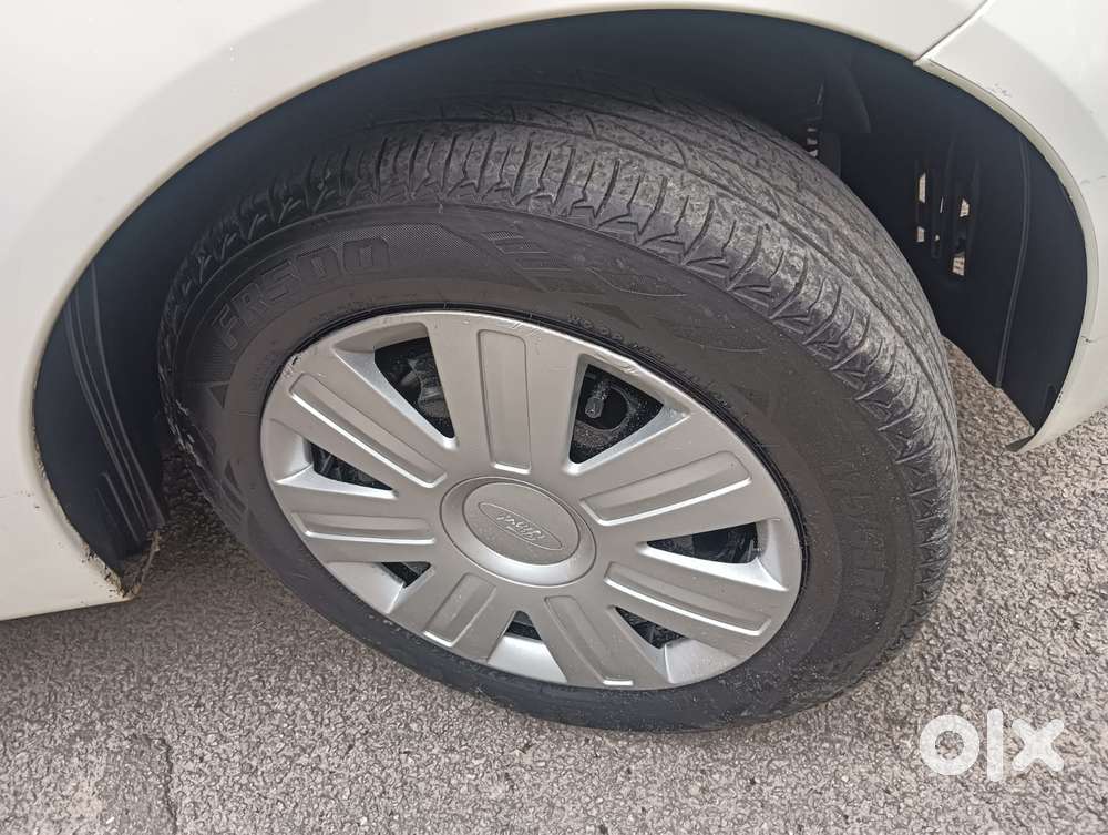 Ford Figo Petrol Titanium, 2010, Petrol