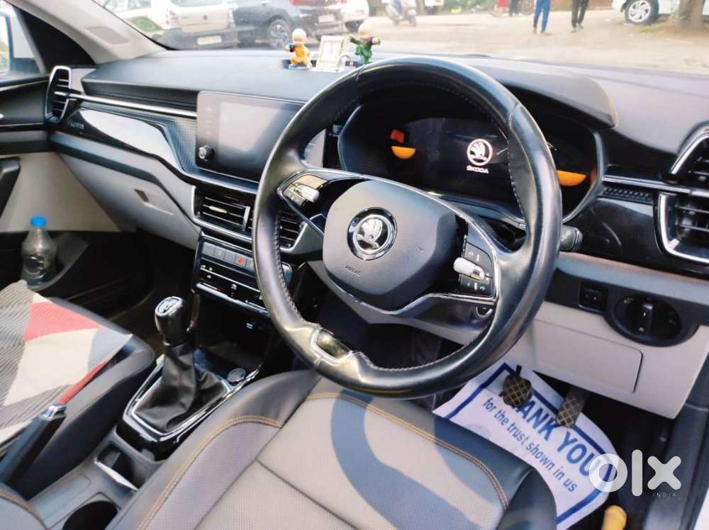 Skoda Kushaq 1.0 Tsi Style, 2022, Petrol
