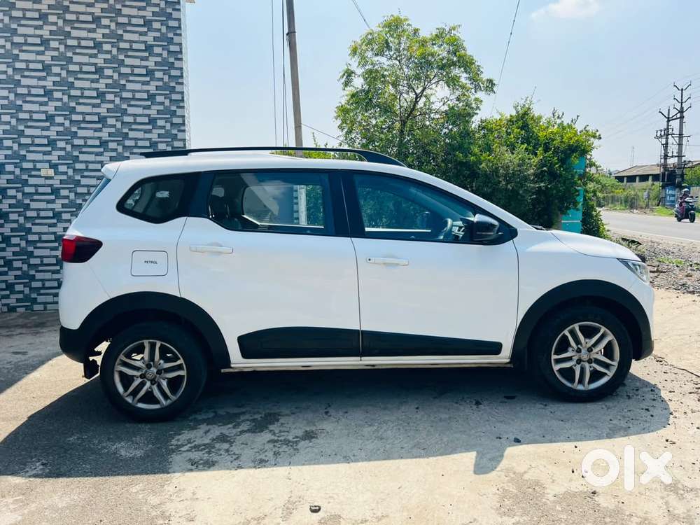Renault Triber Rxz, 2021, Petrol