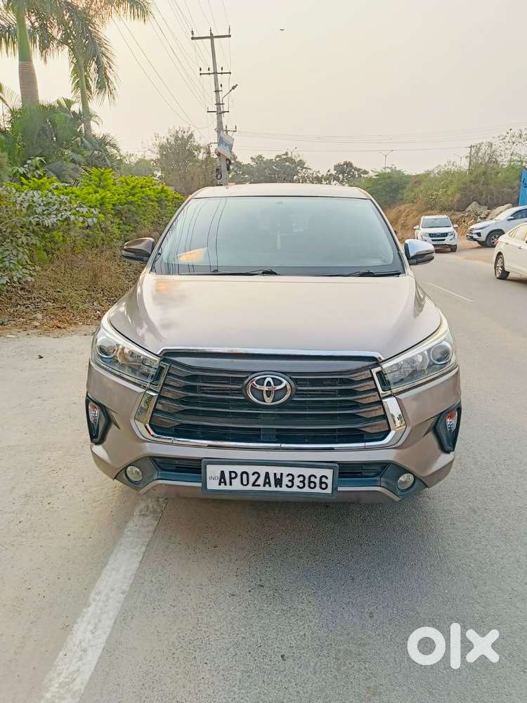 Toyota Innova Crysta 2.8z Automatic, 2018, Diesel