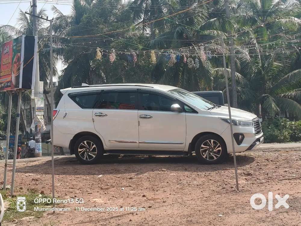 Toyota Innova Crysta 2021