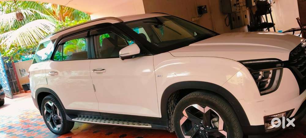 Hyundai Alcazar, 2023, Petrol