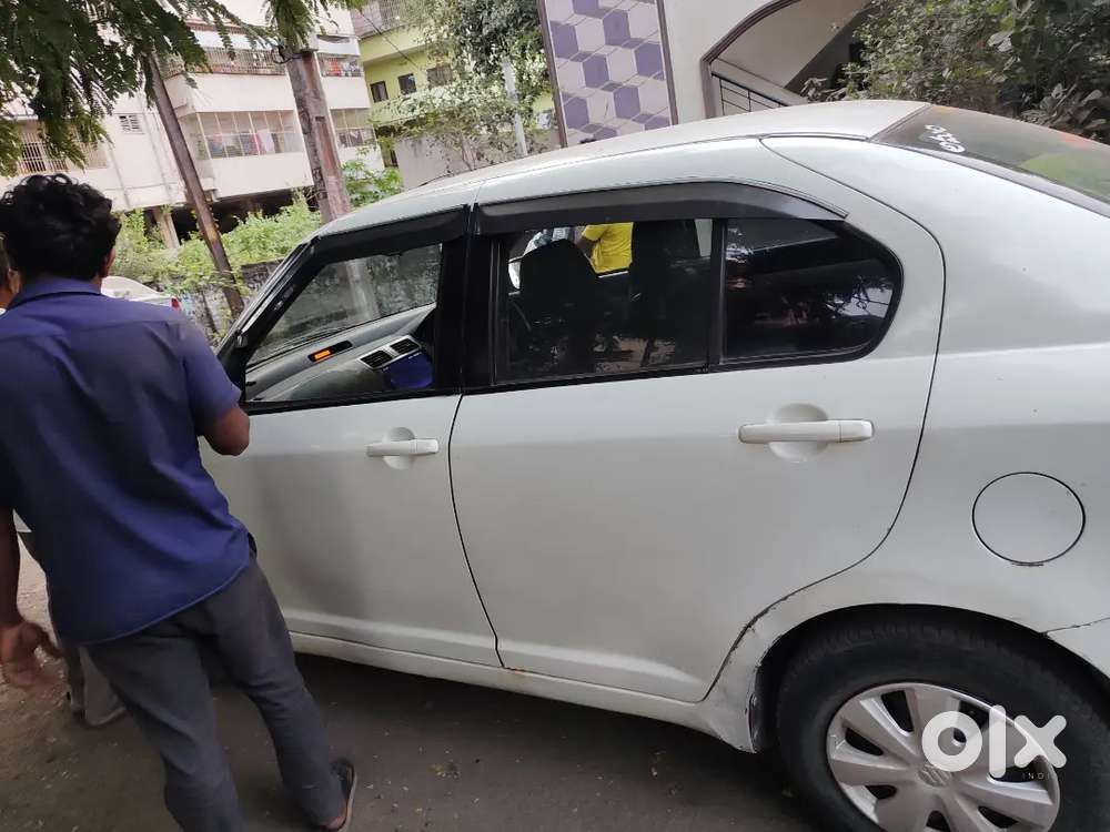 Maruti Suzuki Dzire 2010 Diesel 78000 Km Driven