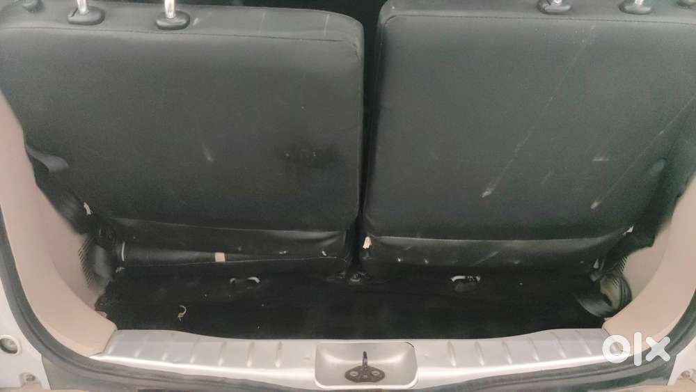 Renault Triber Rxz Easy-r Amt, 2021, Petrol