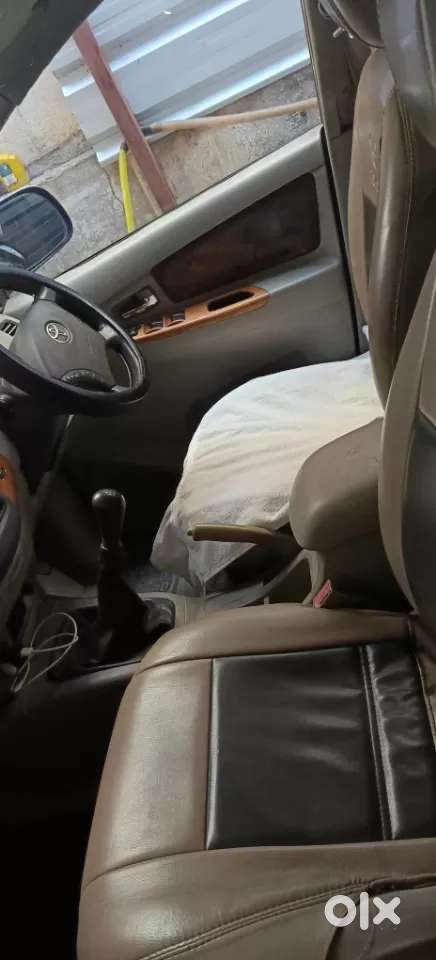 Toyota Innova 2.5 Ev Ms 8 Str Bsiv, 2011, Diesel