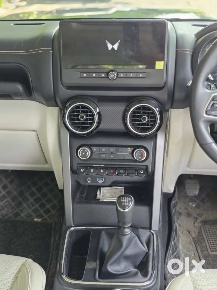 Mahindra Thar Roxx, 2024, Diesel