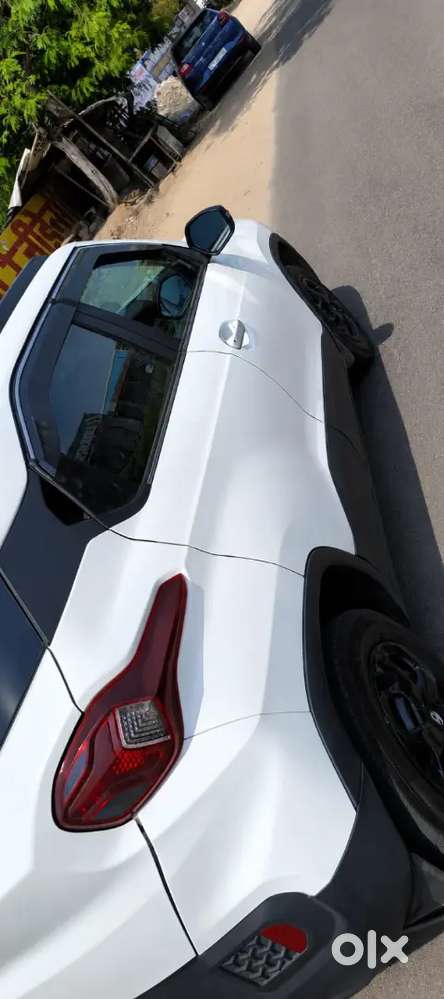 Tata Punch 2025 Cng & Hybrids 12800 Km Driven