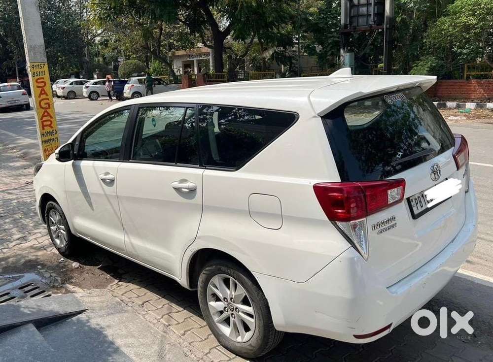 Toyota Innova Crysta 2017