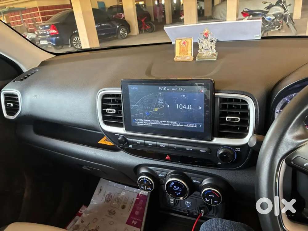 Hyundai Venue 2021 Diesel Well Maintained