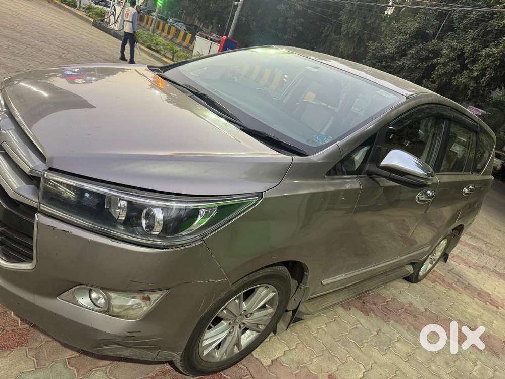 Toyota Innova Crysta 2.8z Automatic, 2019, Diesel